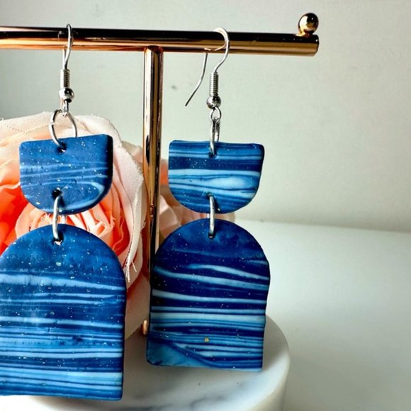 Marble design Light weight dangle statement Hand made Gorgeous earrings - Picture 3 of 12